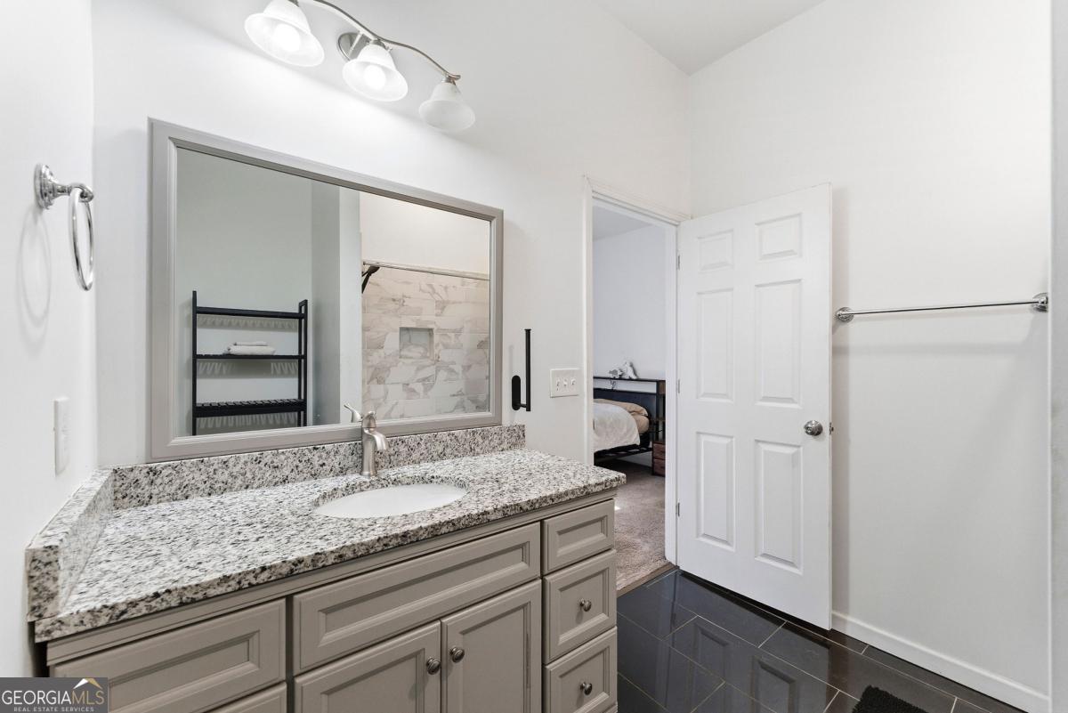 902 Gaston Street Sw Property Photo 3