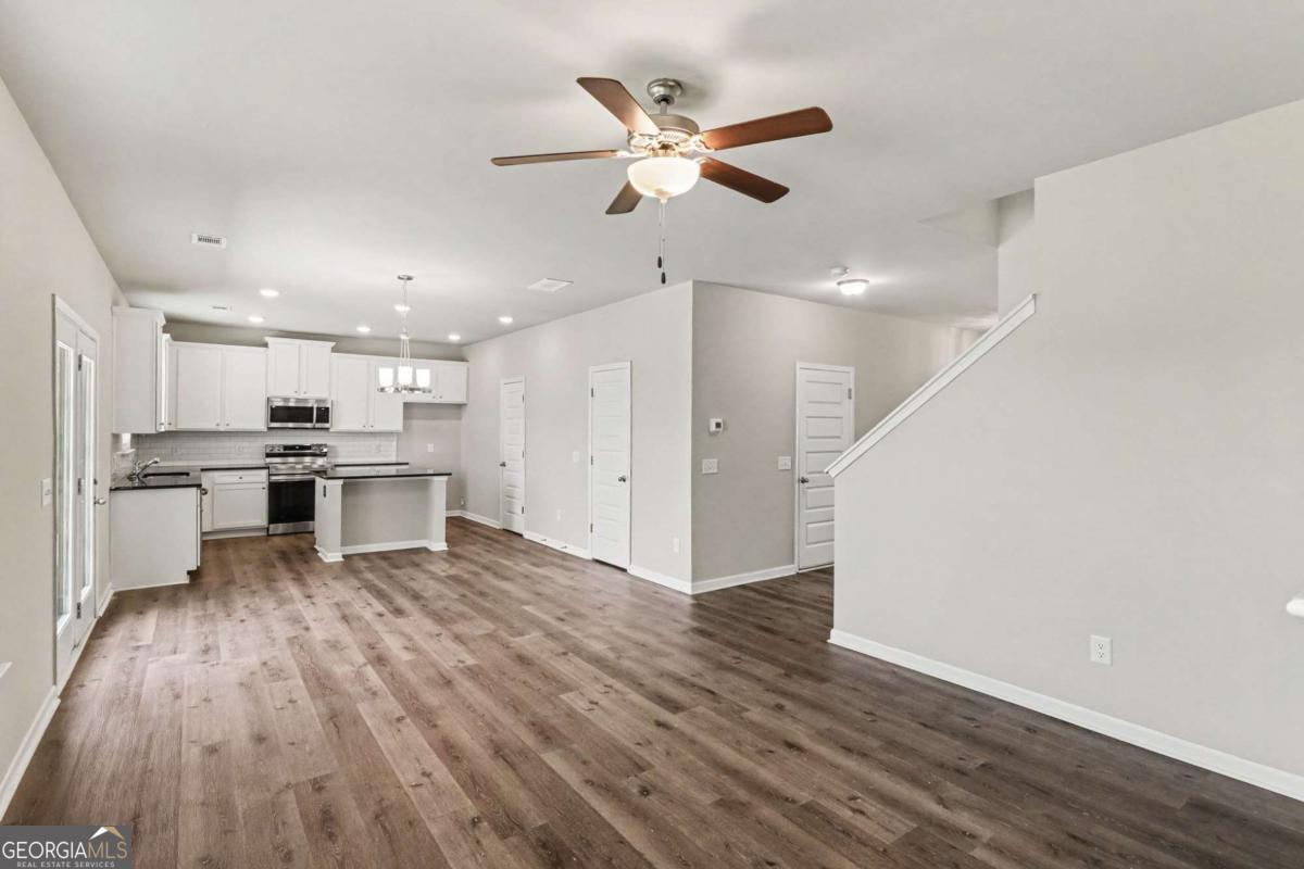 105 Mcentyre Court Property Photo 7