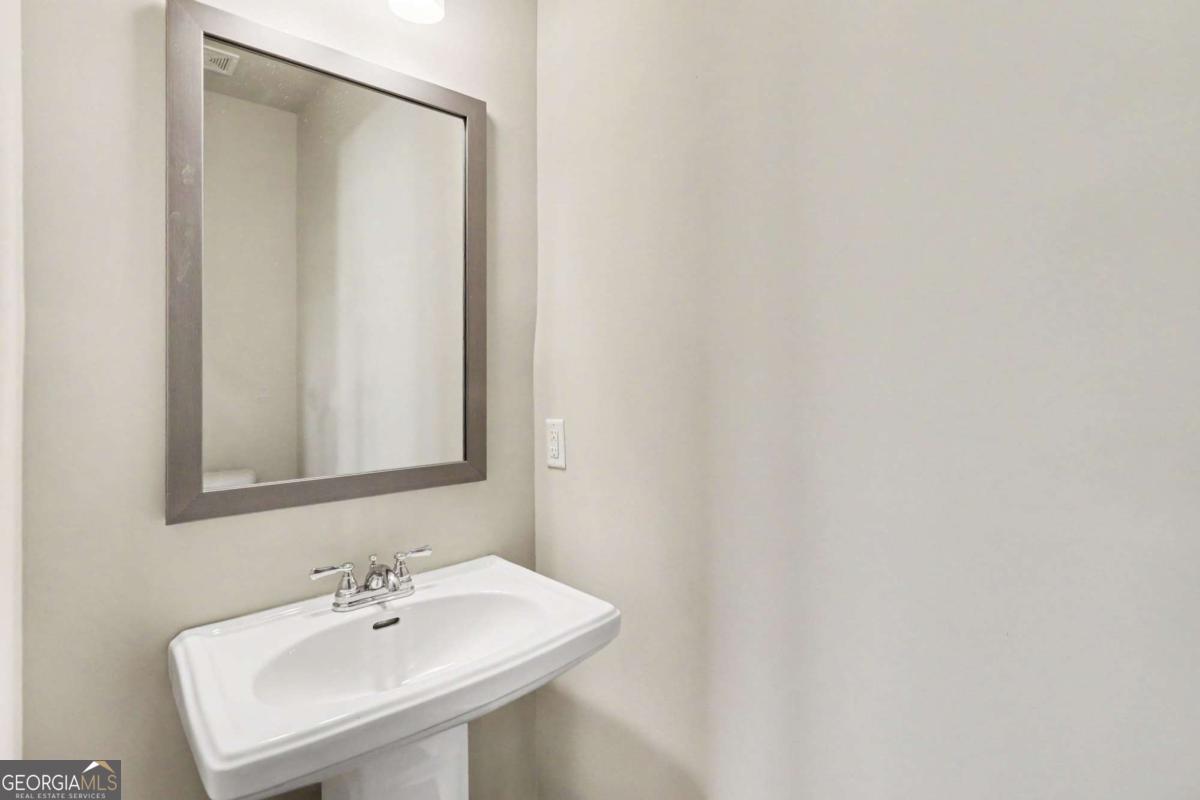 105 Mcentyre Court Property Photo 14