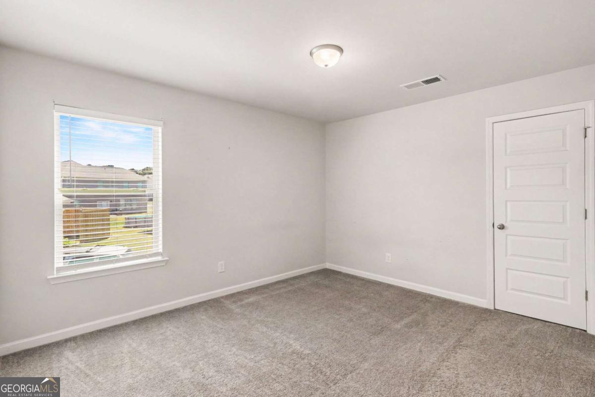 105 Mcentyre Court Property Photo 18