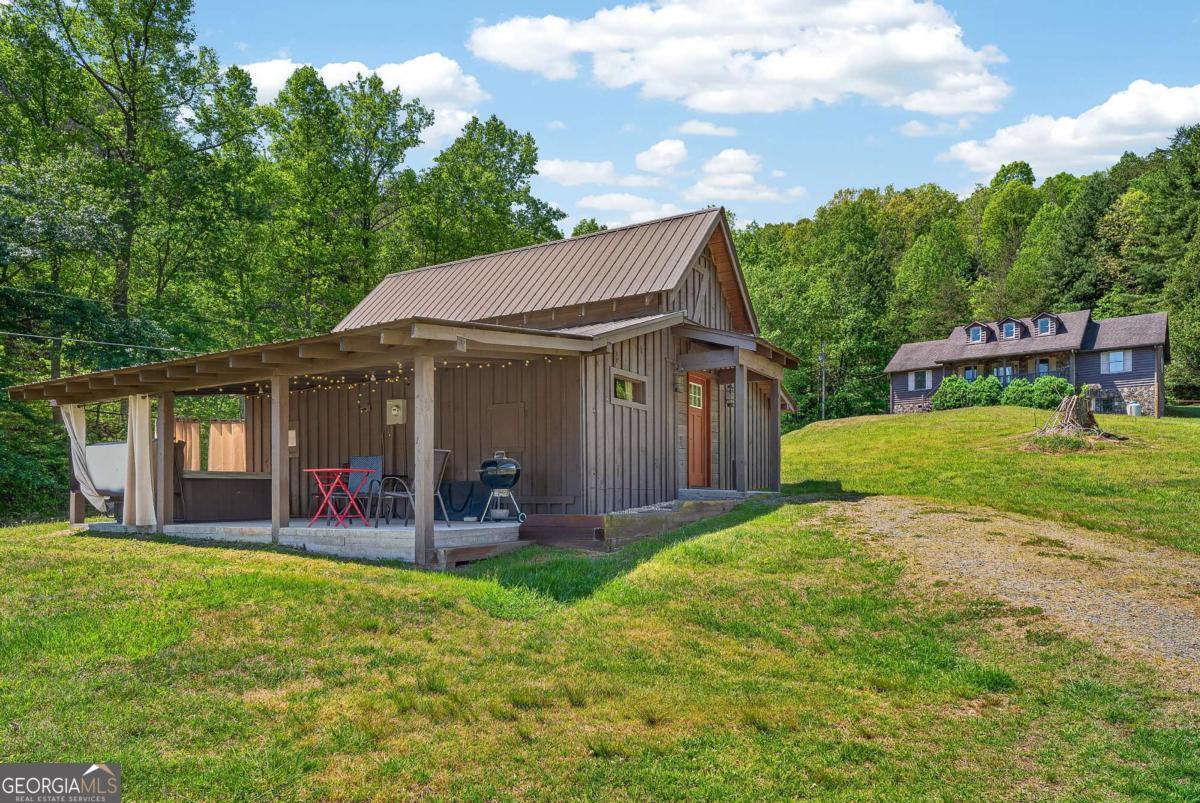 353 Sunrise Road Property Photo 1