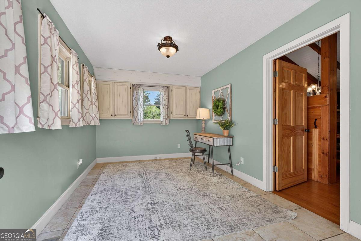 353 Sunrise Road Property Photo 26