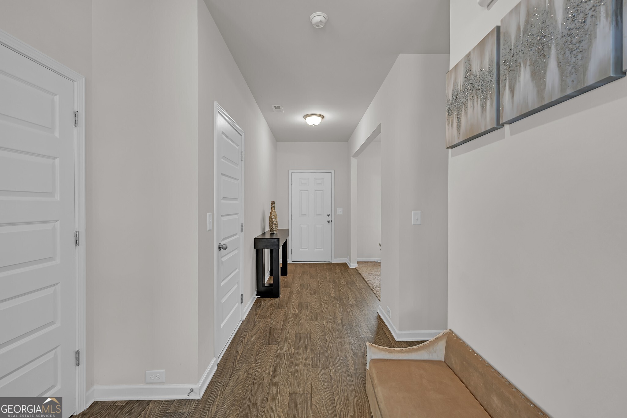 1159 Nantucket Way Property Photo 4