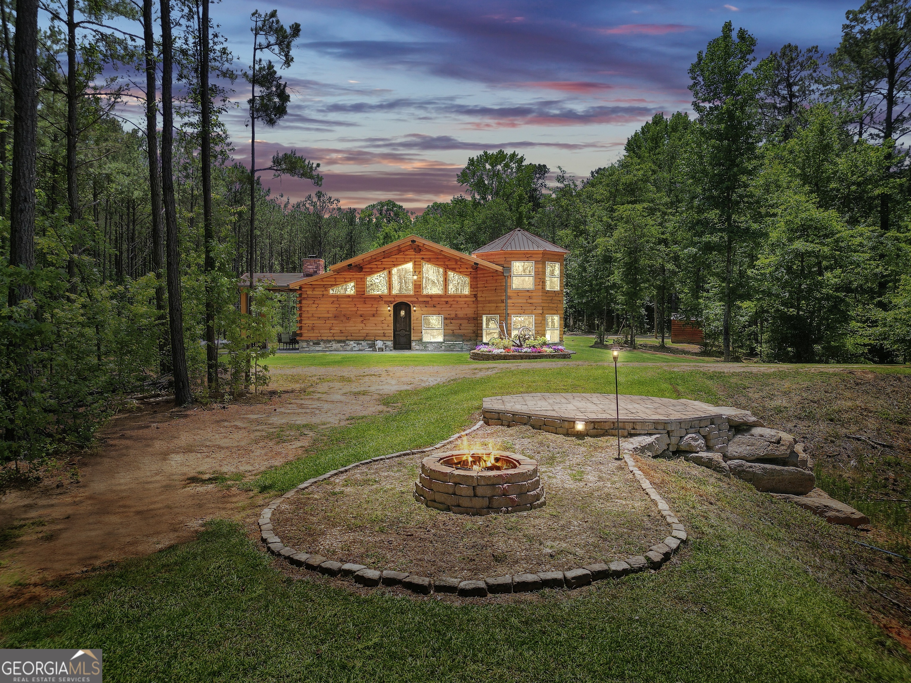 2714 Weems Road Property Photo 8