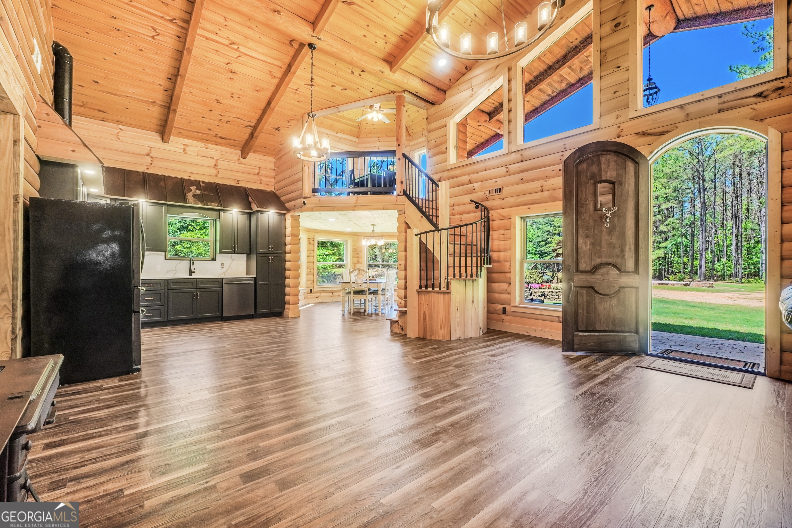 2714 Weems Road Property Photo 10