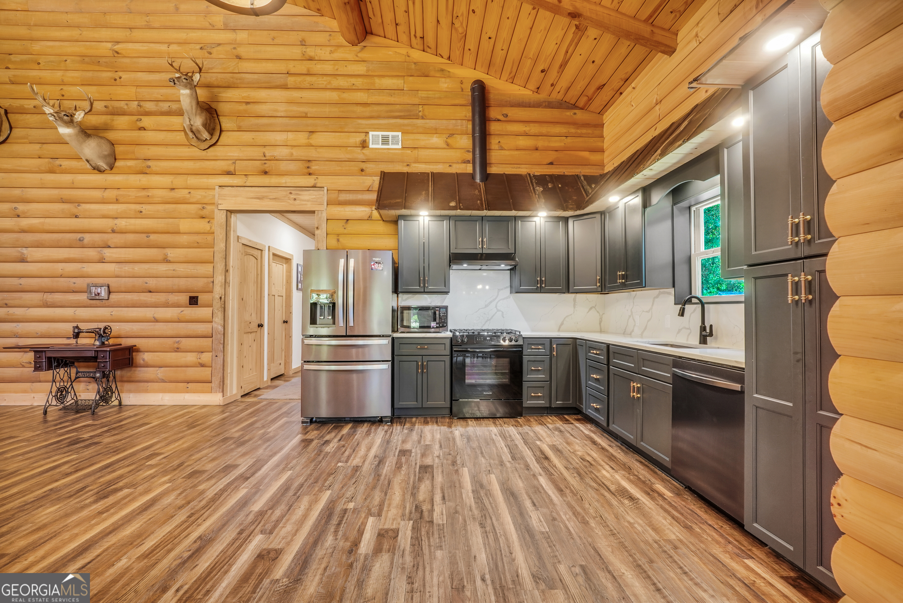 2714 Weems Road Property Photo 22