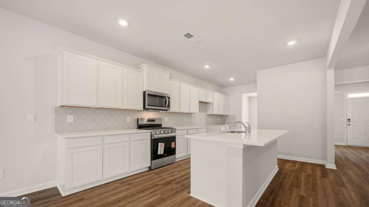 804 Pelham Way Property Photo 8