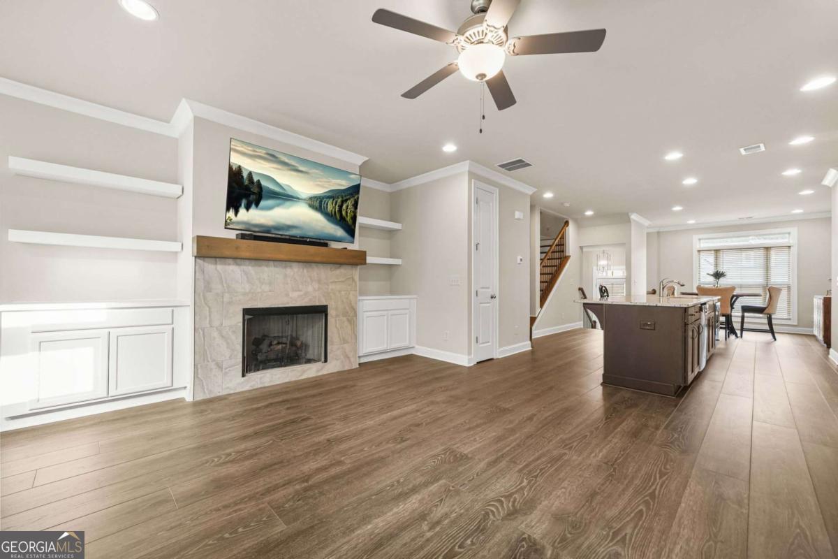 2207 Parkside Glen View Property Photo 2