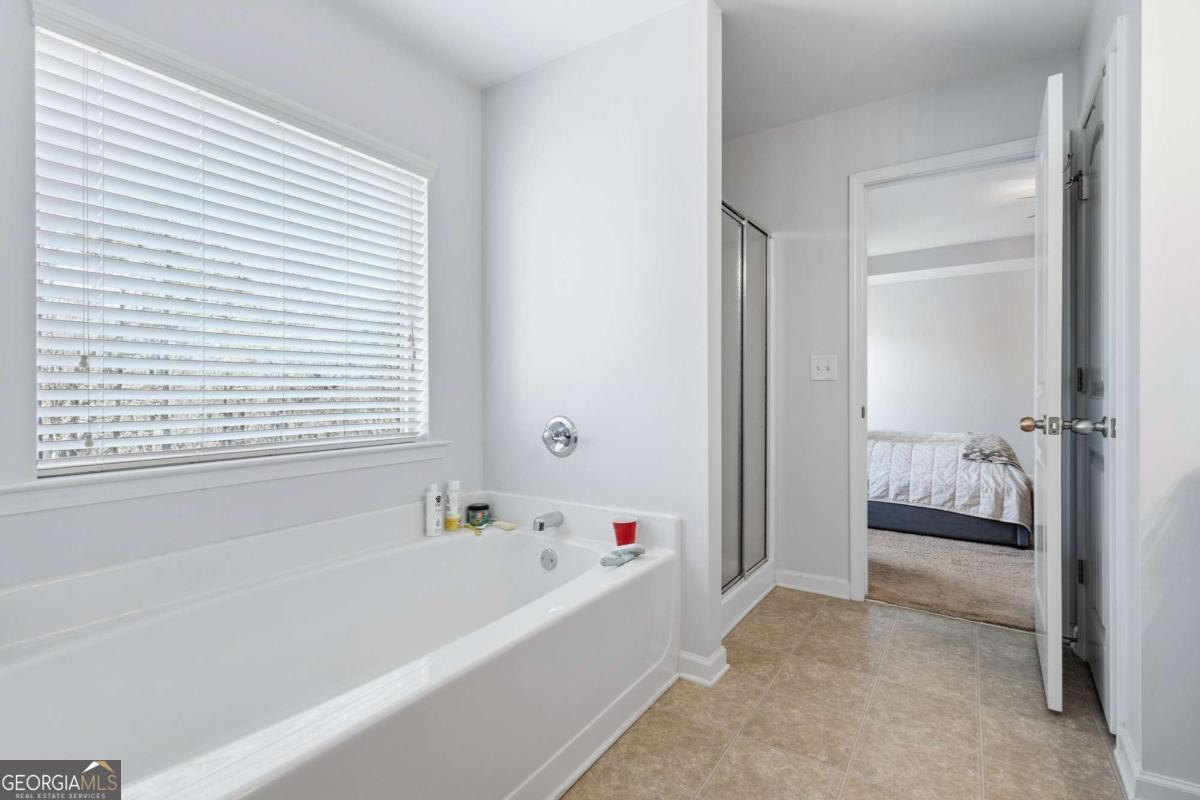 4241 Hidden Village Way Property Photo 14