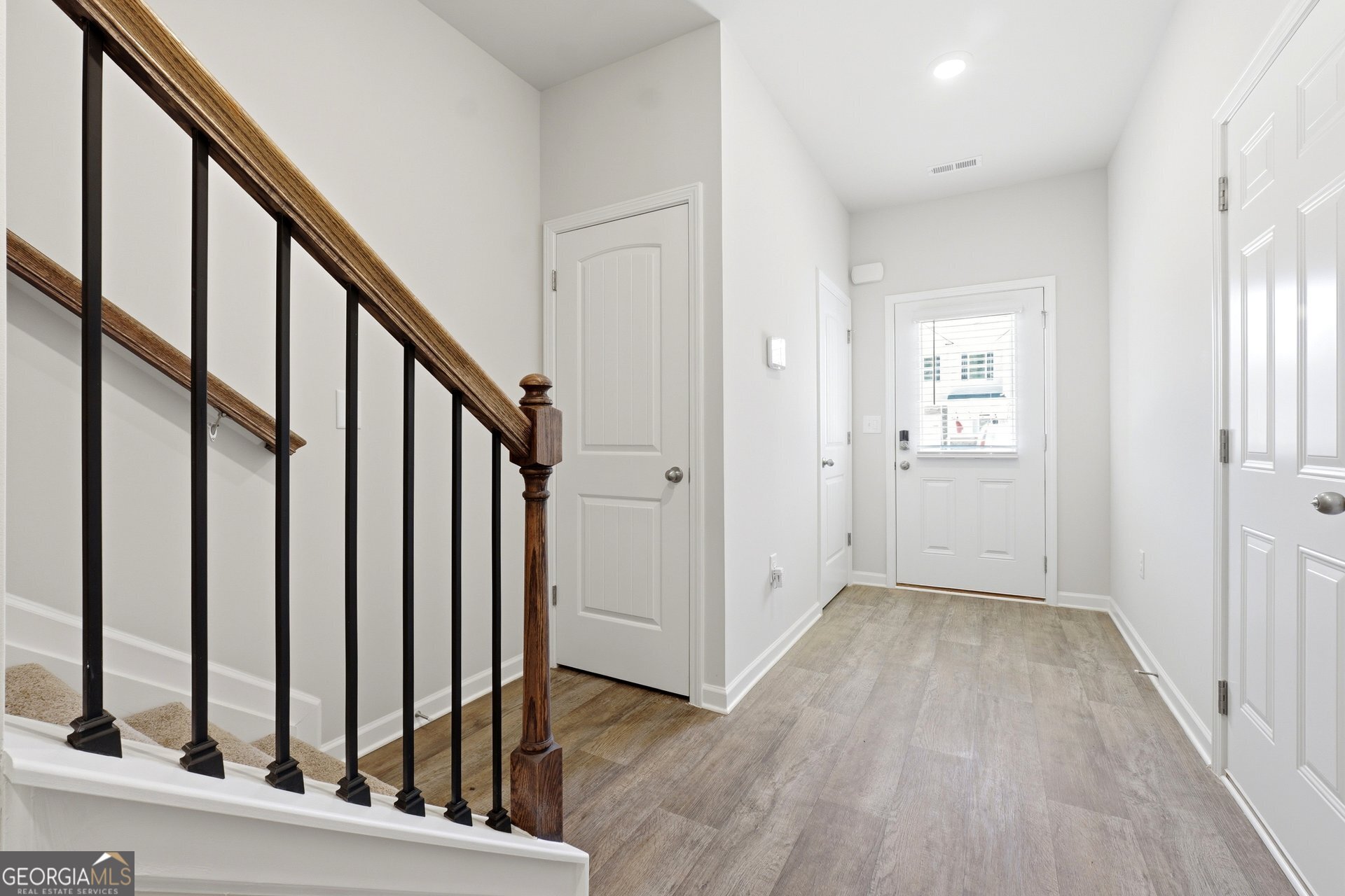 114 Meadowview Drive Property Photo 4