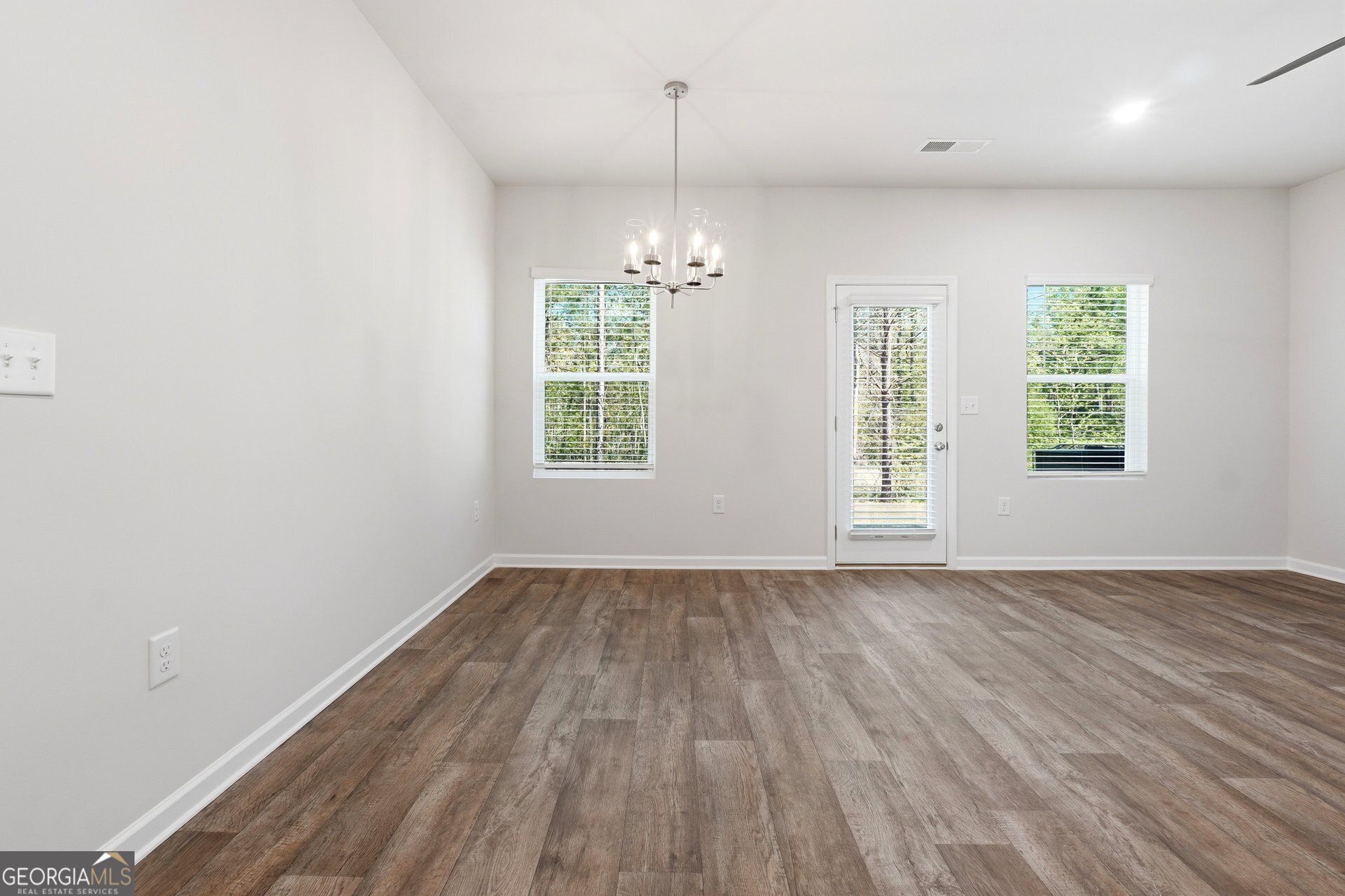 114 Meadowview Drive Property Photo 10
