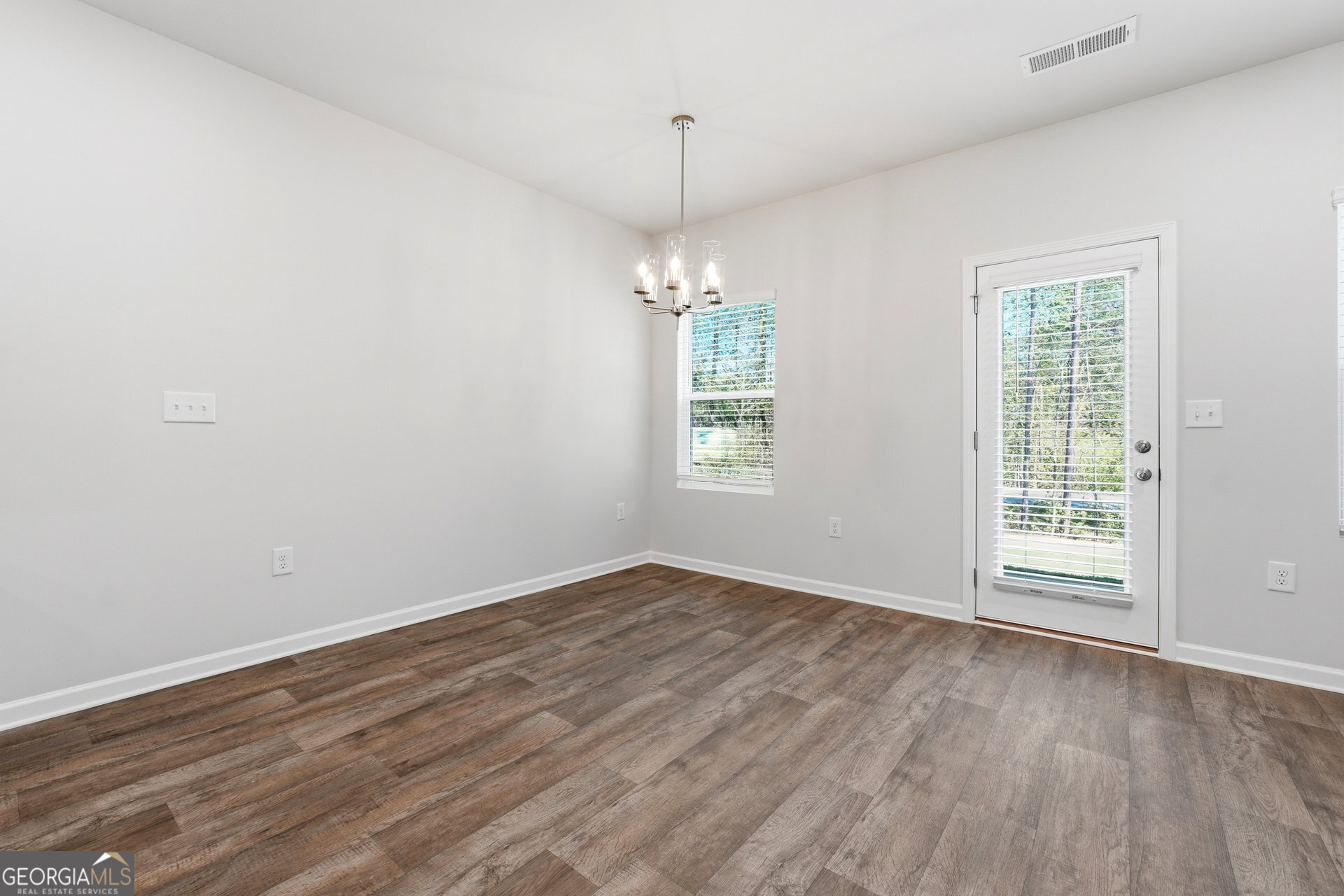 114 Meadowview Drive Property Photo 11