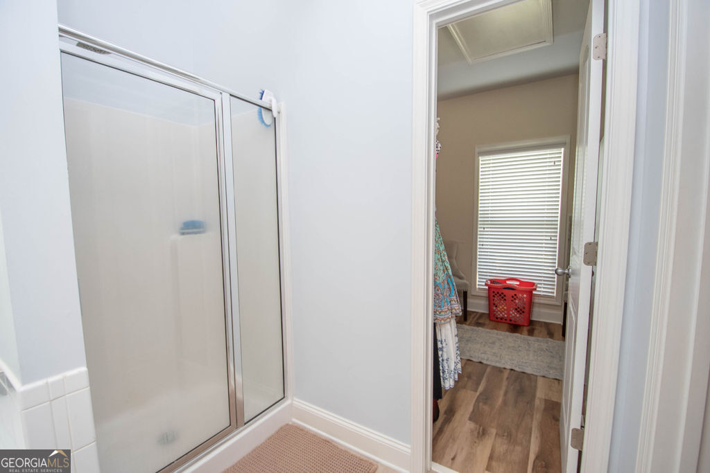 128 Windsor Court Property Photo 30