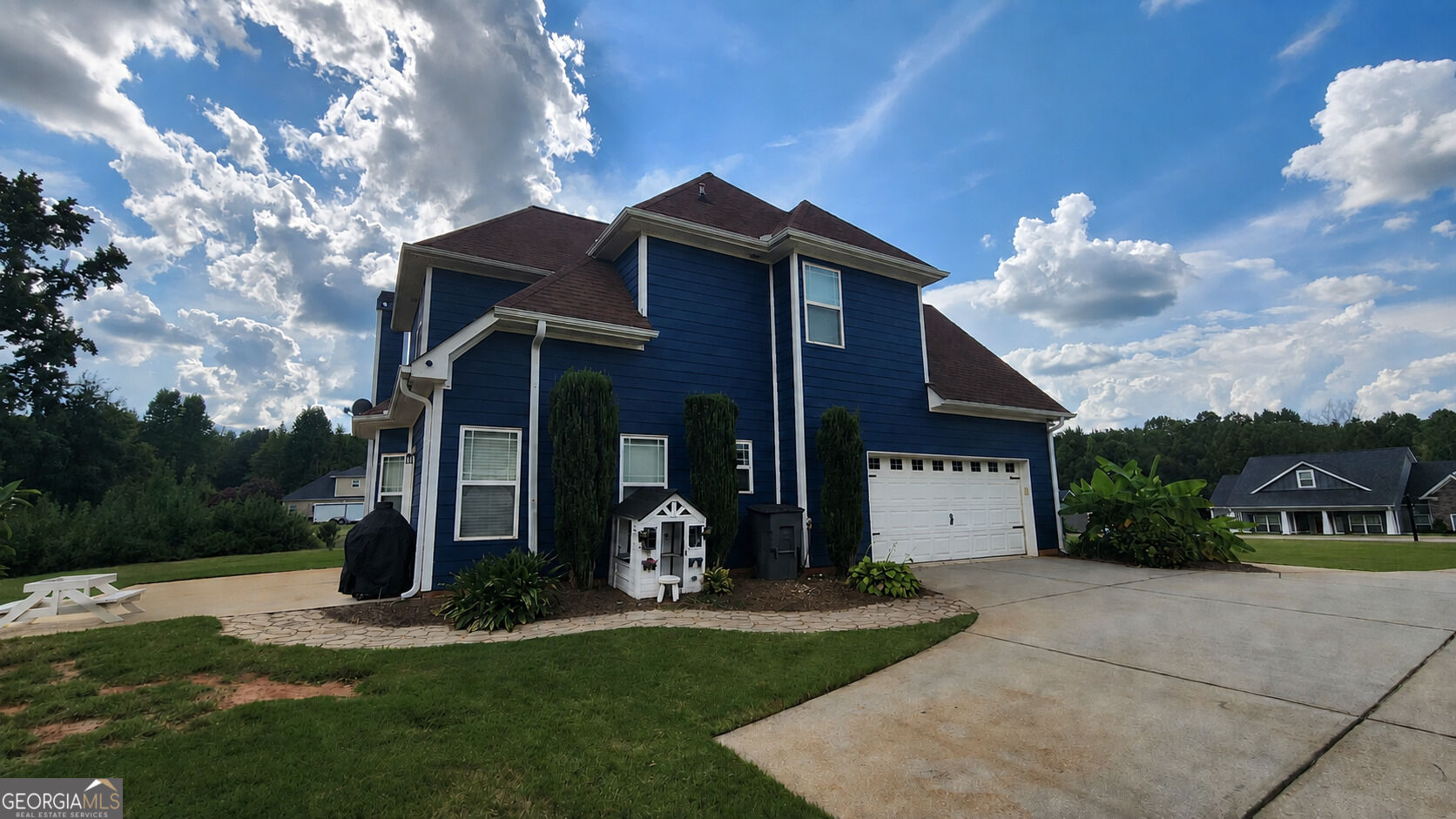 128 Windsor Court Property Photo 47