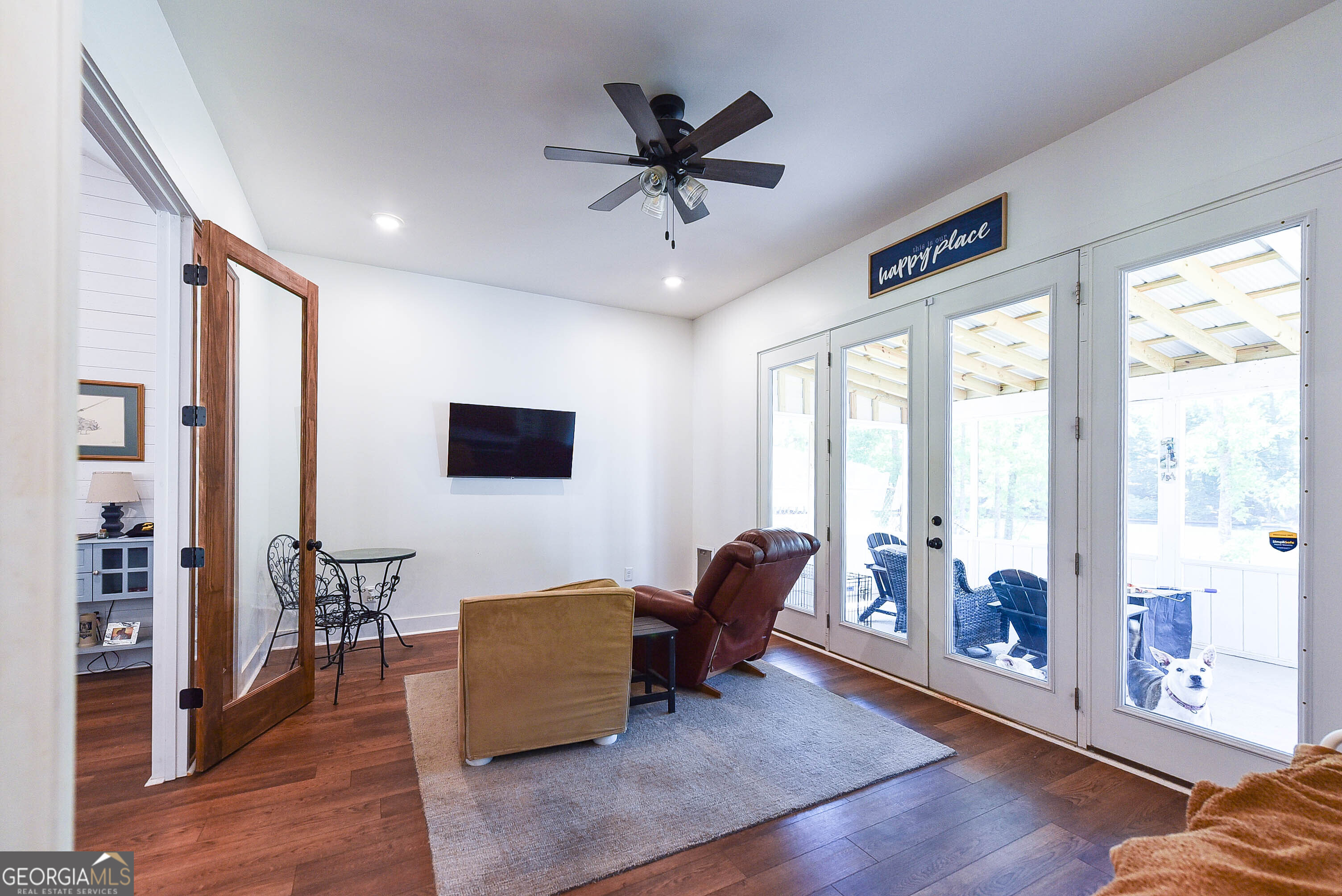 209 Lee Road 2121 Property Photo 6