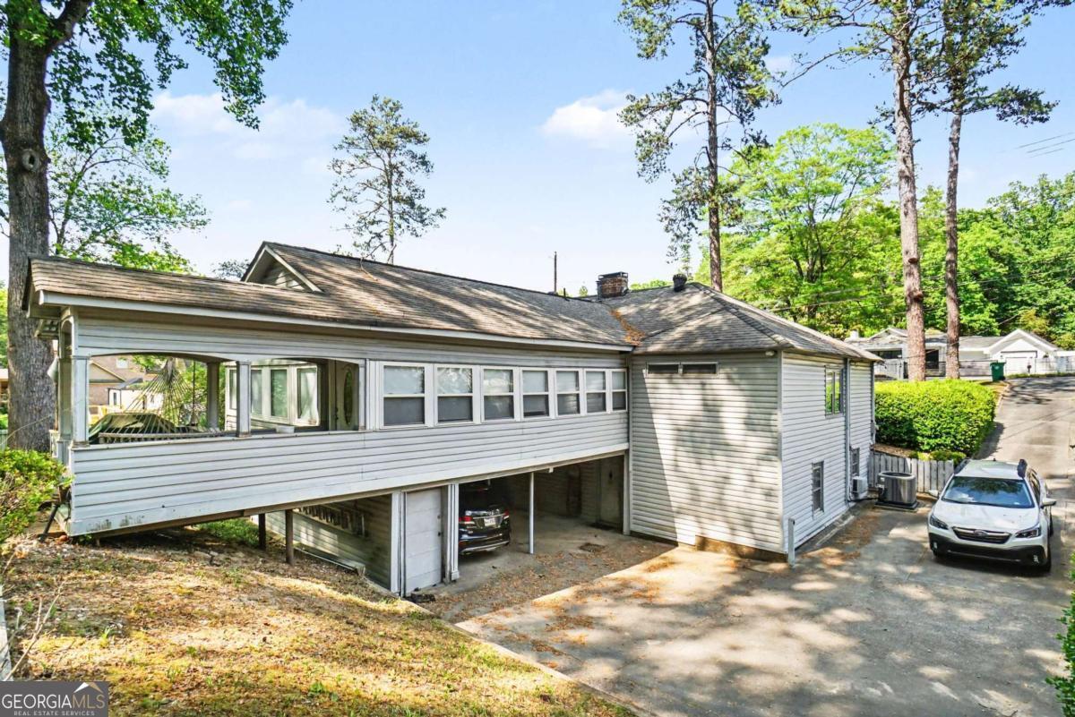 2088 E Roxboro Road Ne Property Photo 25