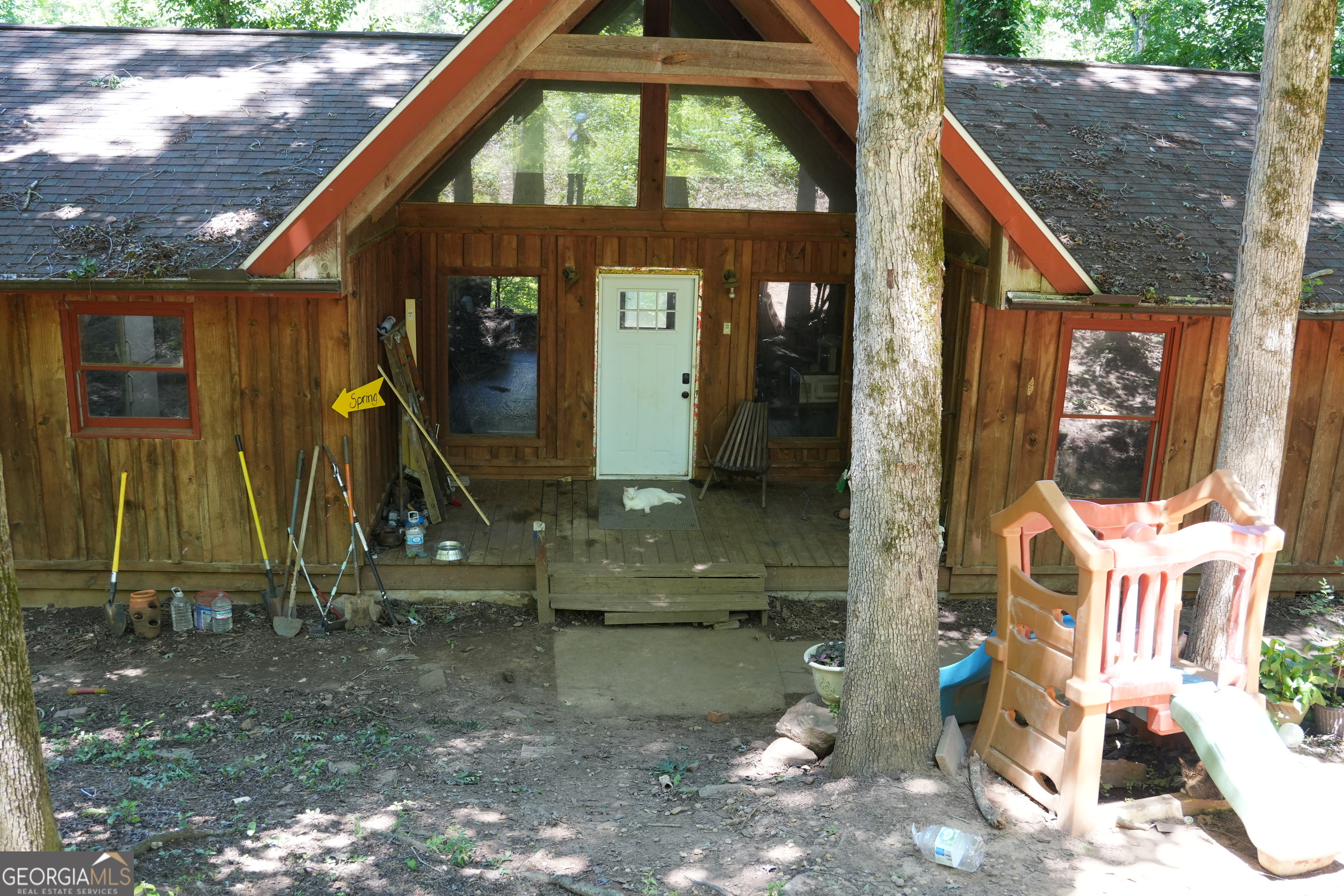 685 Rock Mills Road Property Photo 2