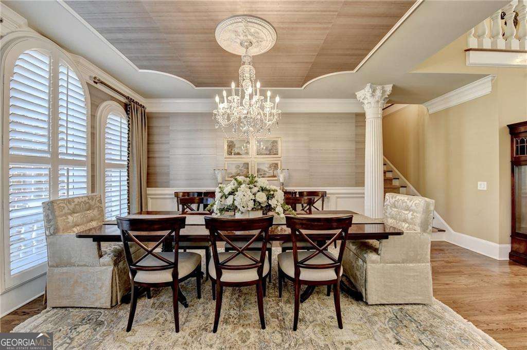6680 Sunbriar Drive Property Photo 7