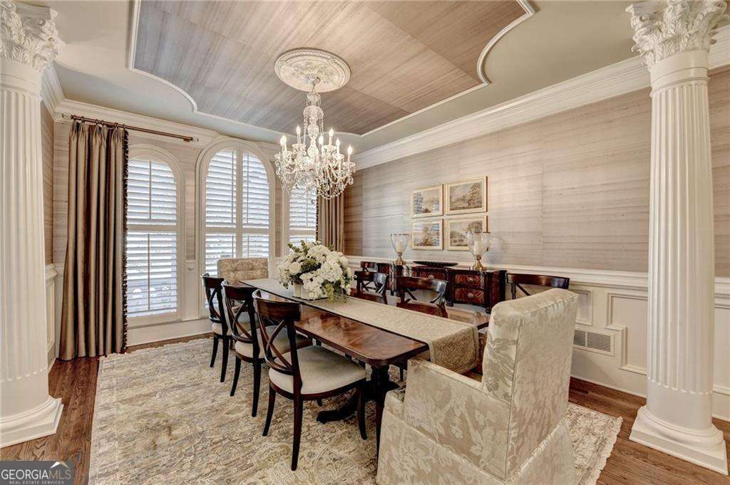 6680 Sunbriar Drive Property Photo 8