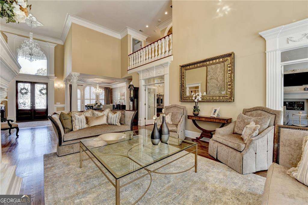 6680 Sunbriar Drive Property Photo 14