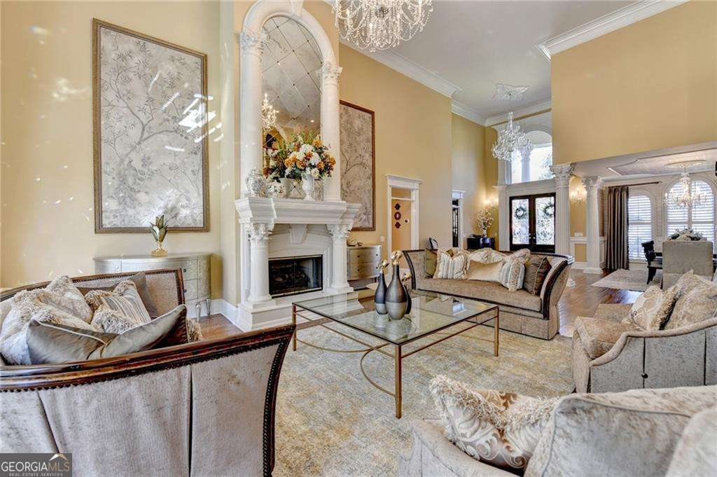 6680 Sunbriar Drive Property Photo 16
