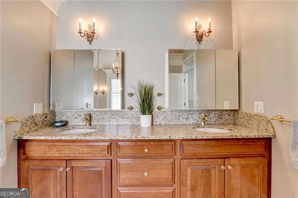 6680 Sunbriar Drive Property Photo 42