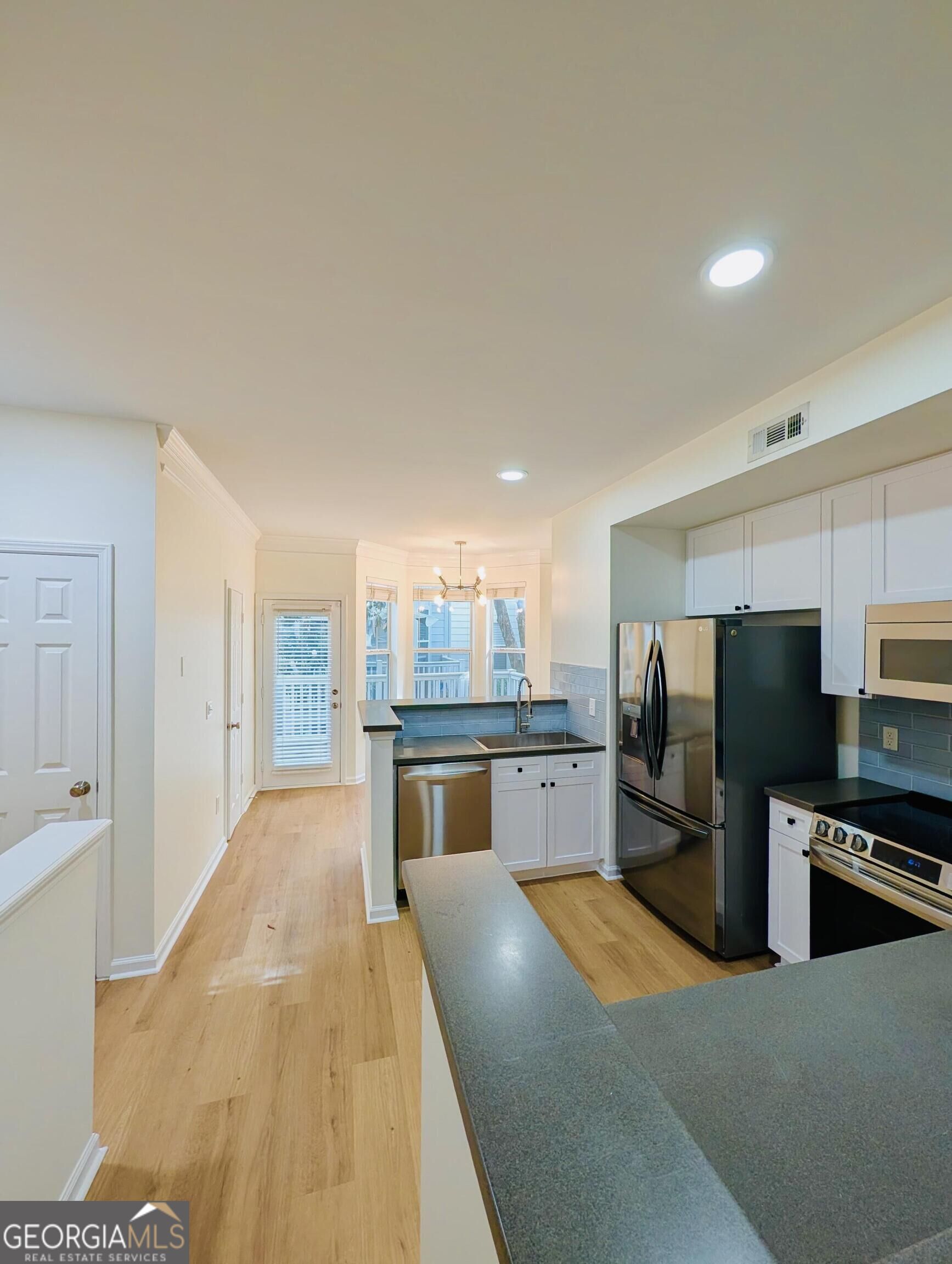 951 Glenwood Avenue Se # 2105 Property Photo 4