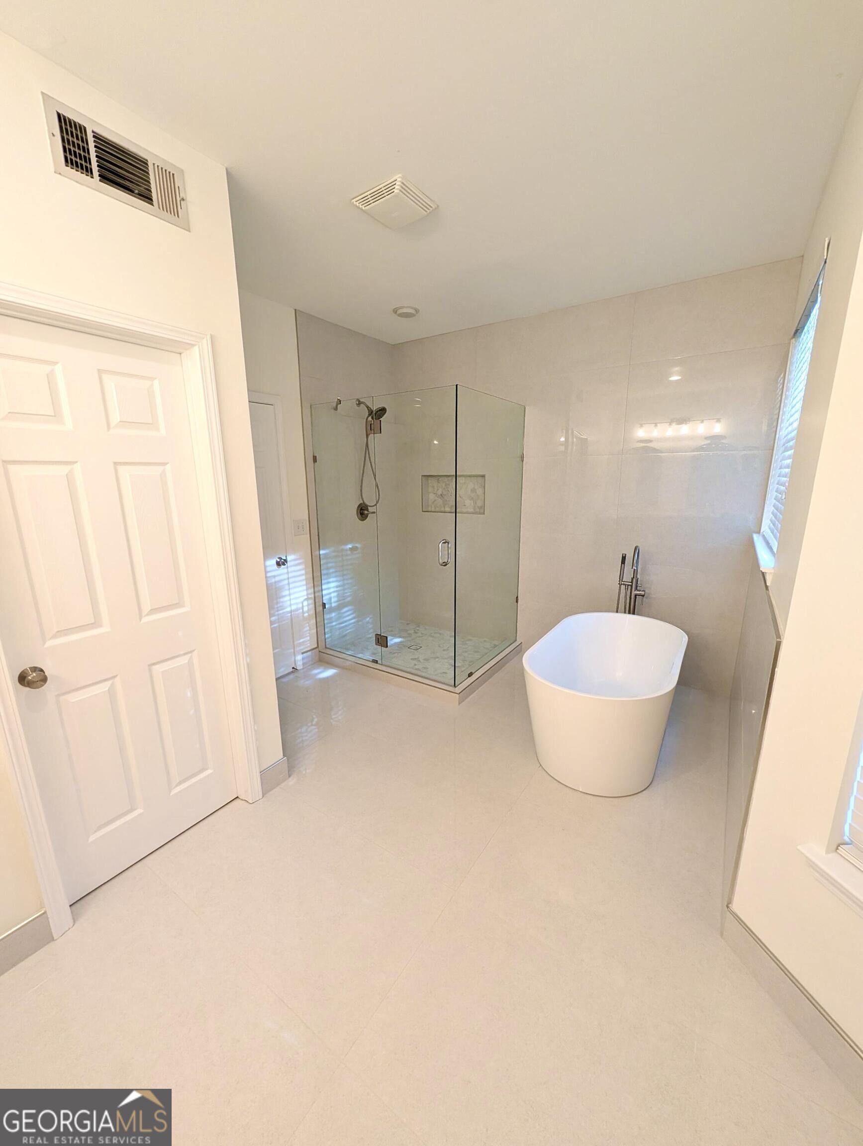 951 Glenwood Avenue Se # 2105 Property Photo 24