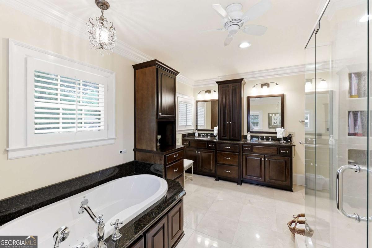 511 Dixon Drive Property Photo 31