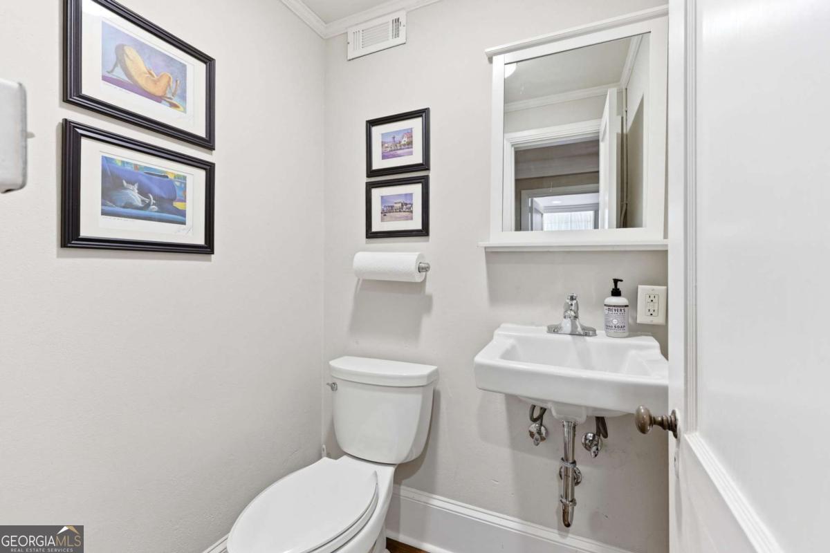 511 Dixon Drive Property Photo 43