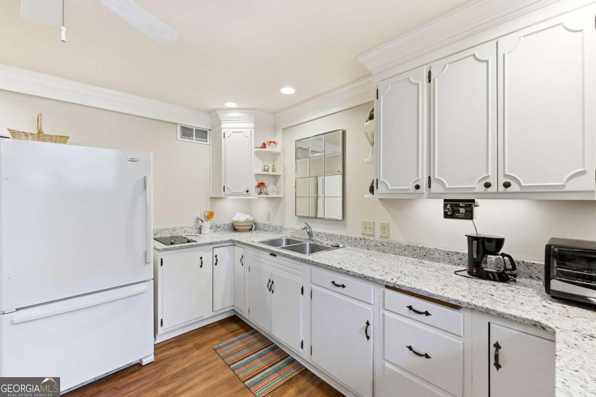 511 Dixon Drive Property Photo 46