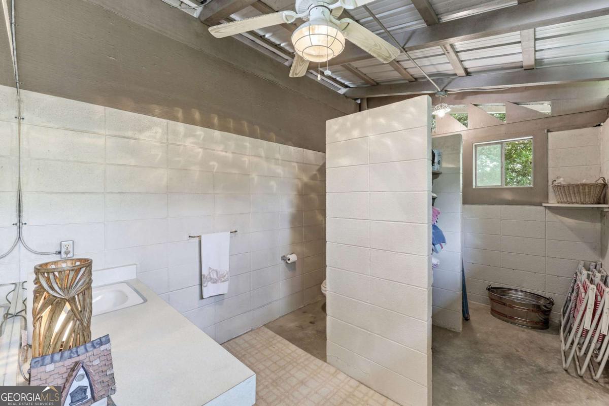 511 Dixon Drive Property Photo 60