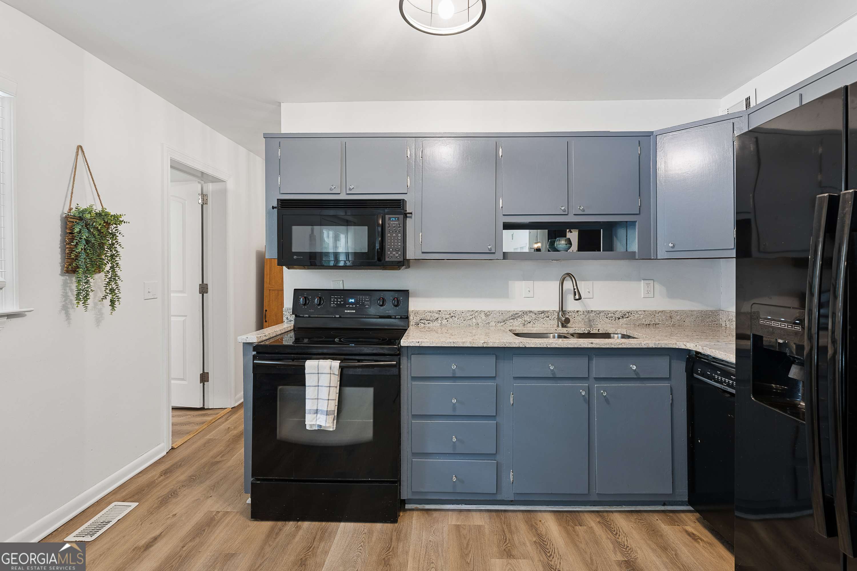 2530 Rolling View Drive Se Property Photo 10