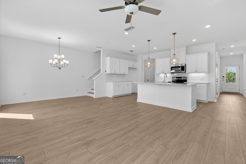 3695 Sagecrest Drive Property Photo 11