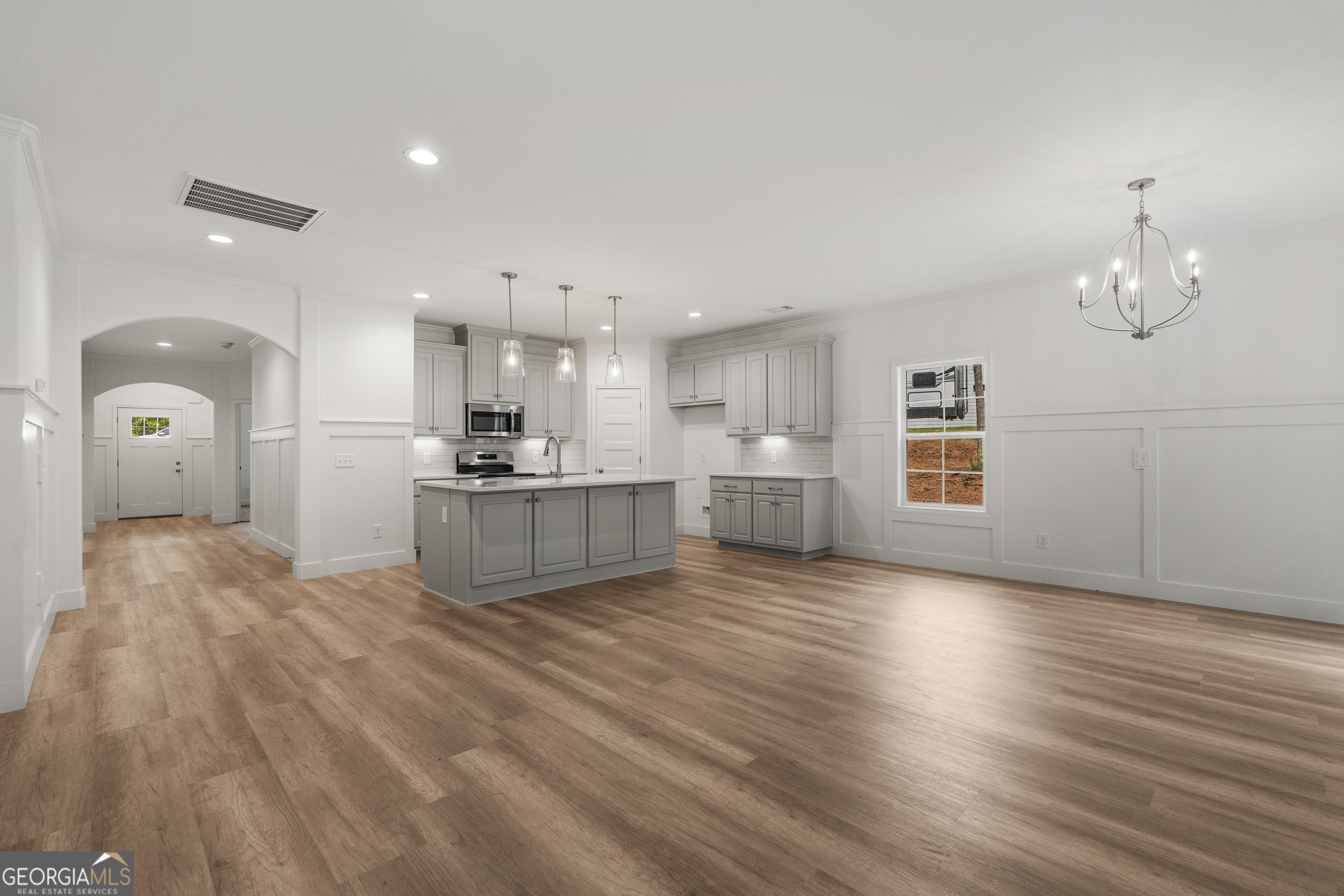150 Rolling Meadows Way Property Photo 10