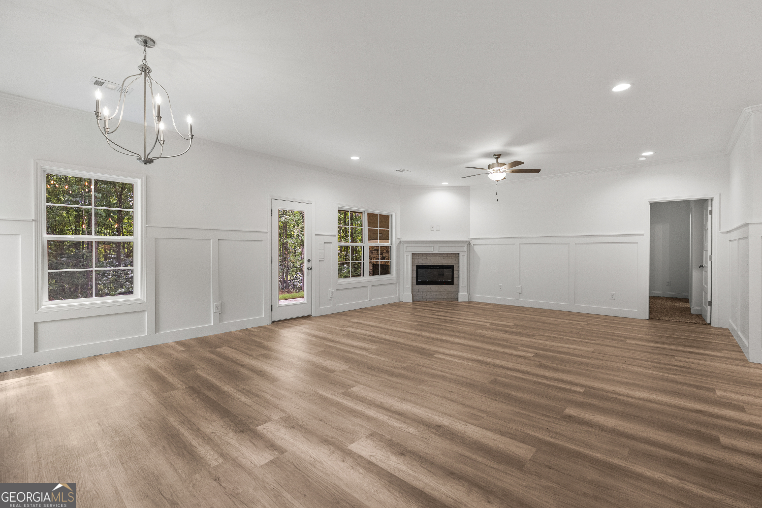 150 Rolling Meadows Way Property Photo 16