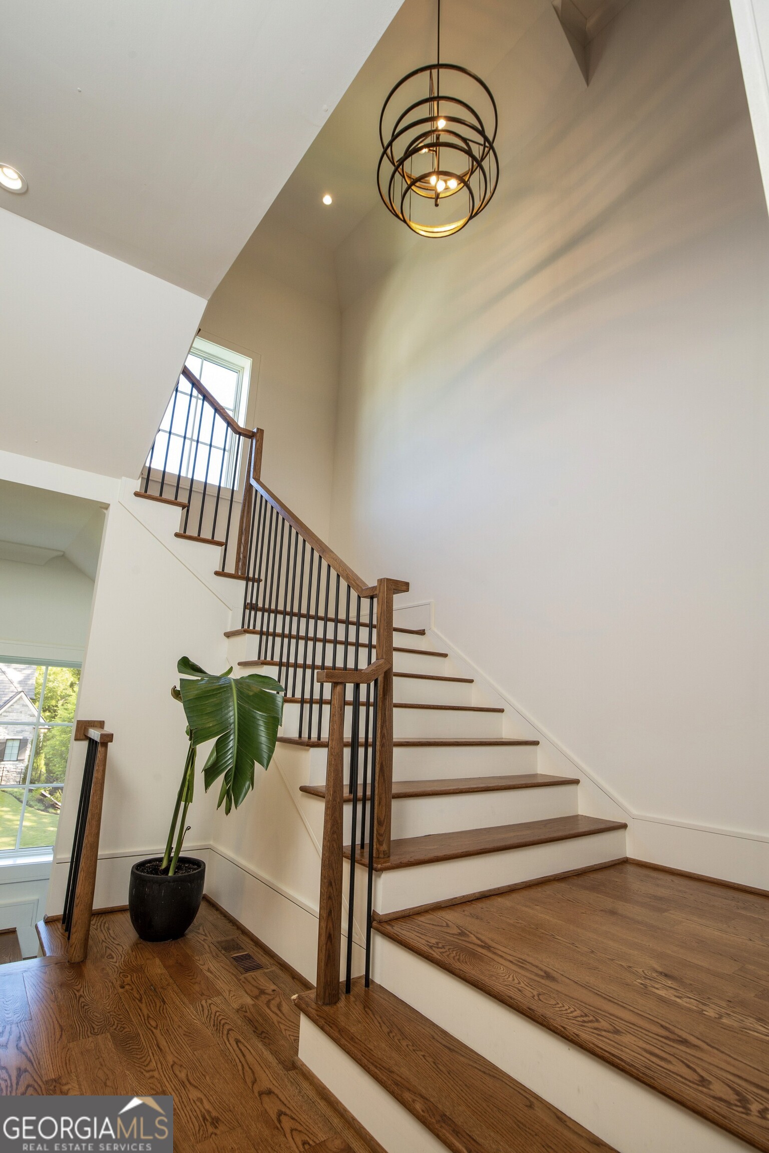 840 Kenry Court Ne Property Photo 4