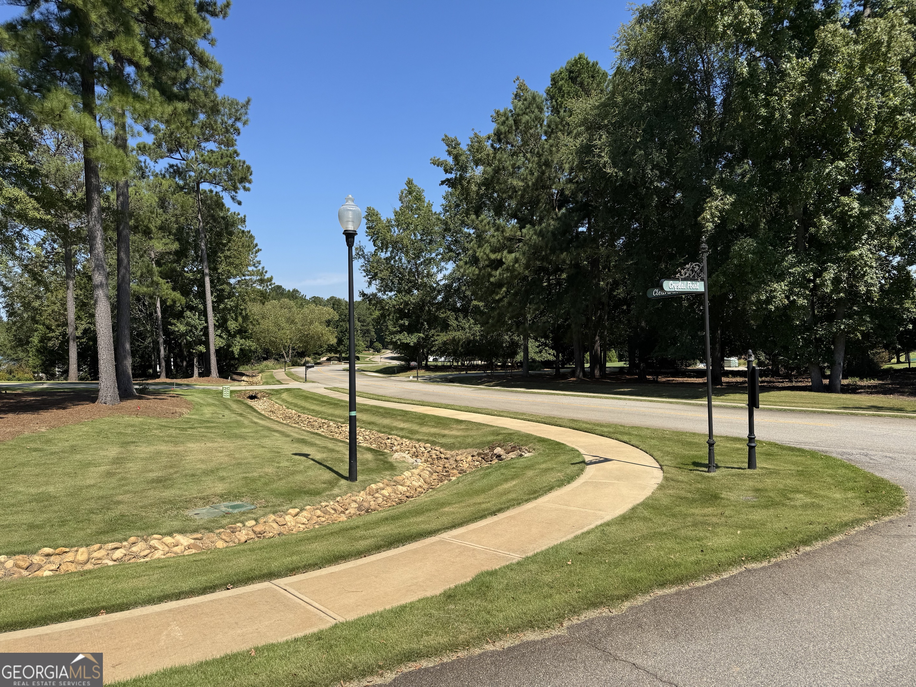 2010 Clearwater Drive Property Photo 11