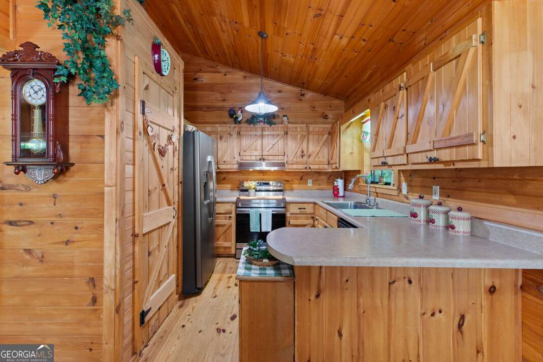 66 Fortenberry Road Property Photo 6