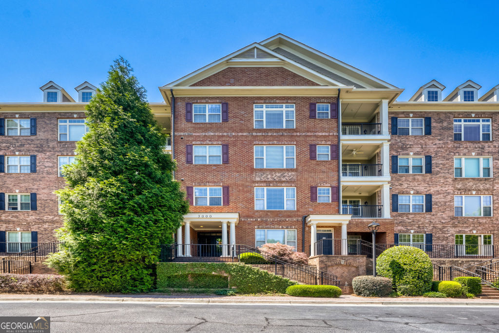 2300 Peachford Road # 3209 Property Photo 1