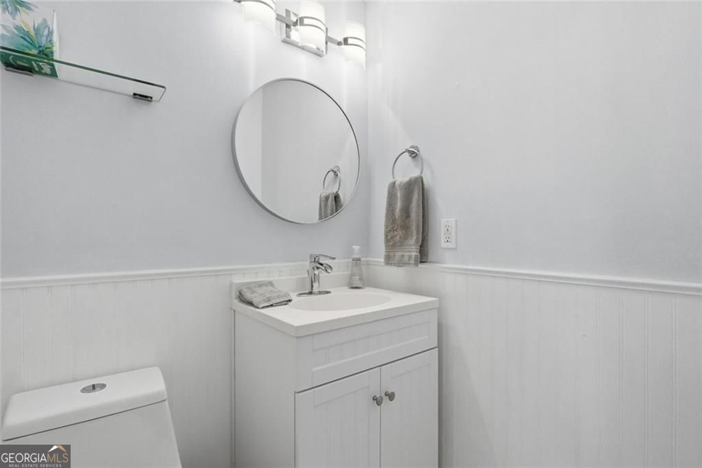 425 Jefferson Circle Ne Property Photo 25