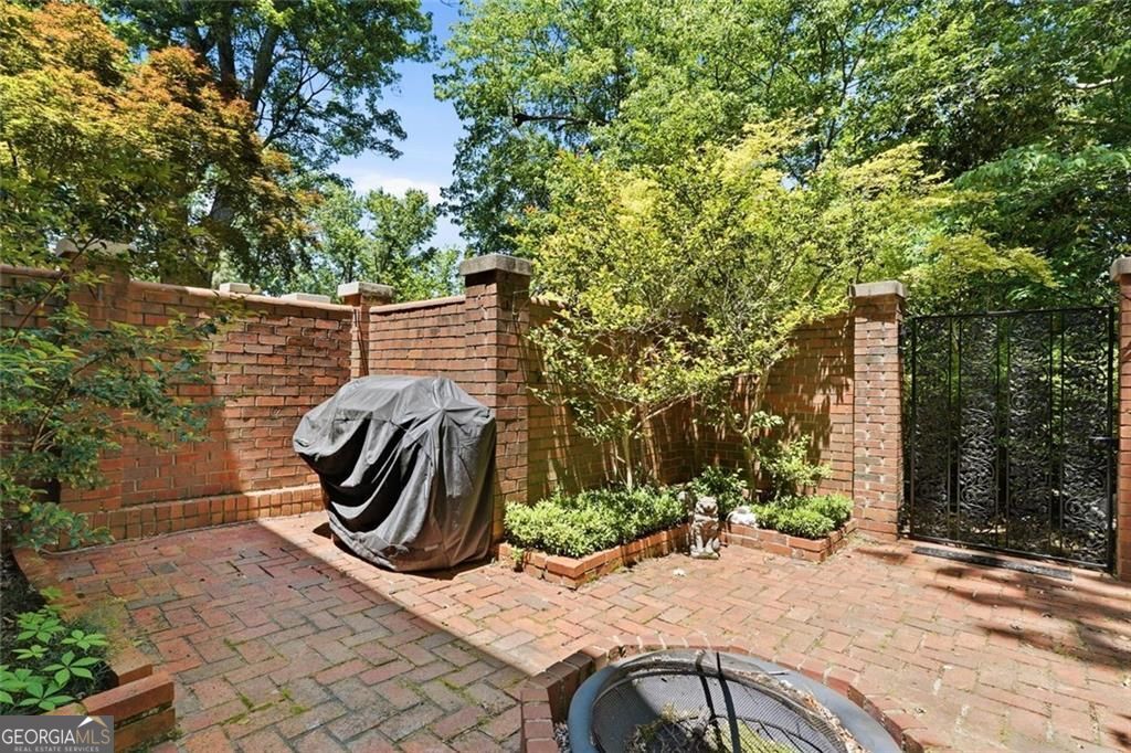 425 Jefferson Circle Ne Property Photo 28