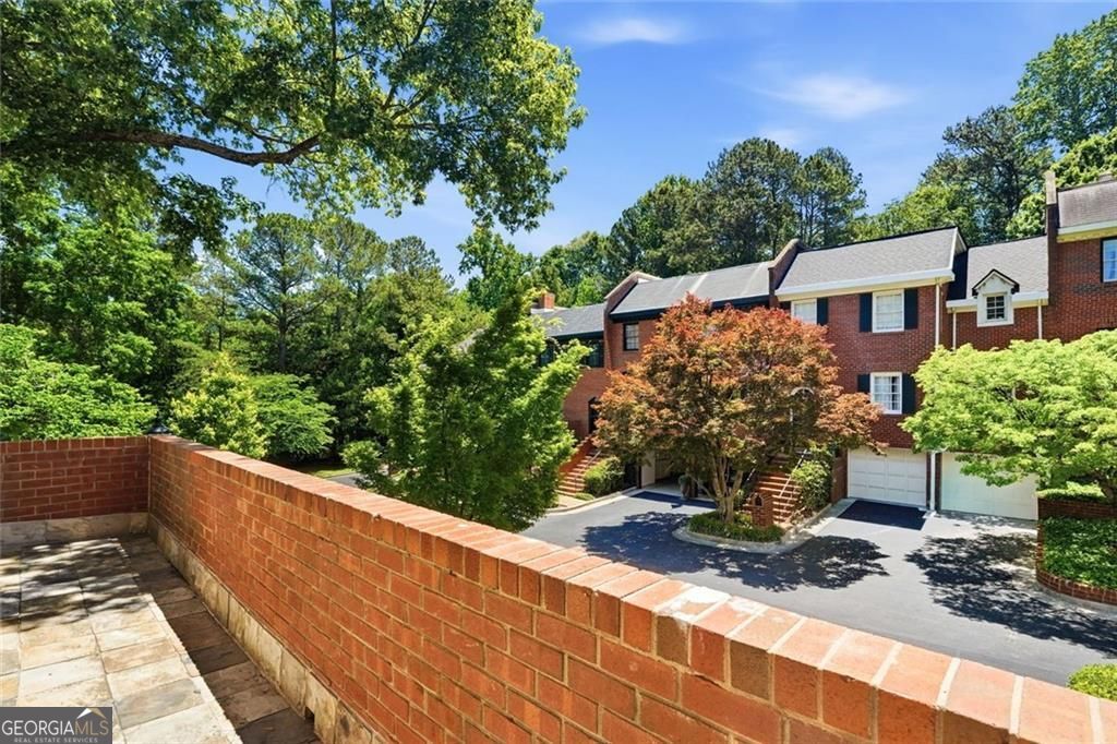 425 Jefferson Circle Ne Property Photo 29
