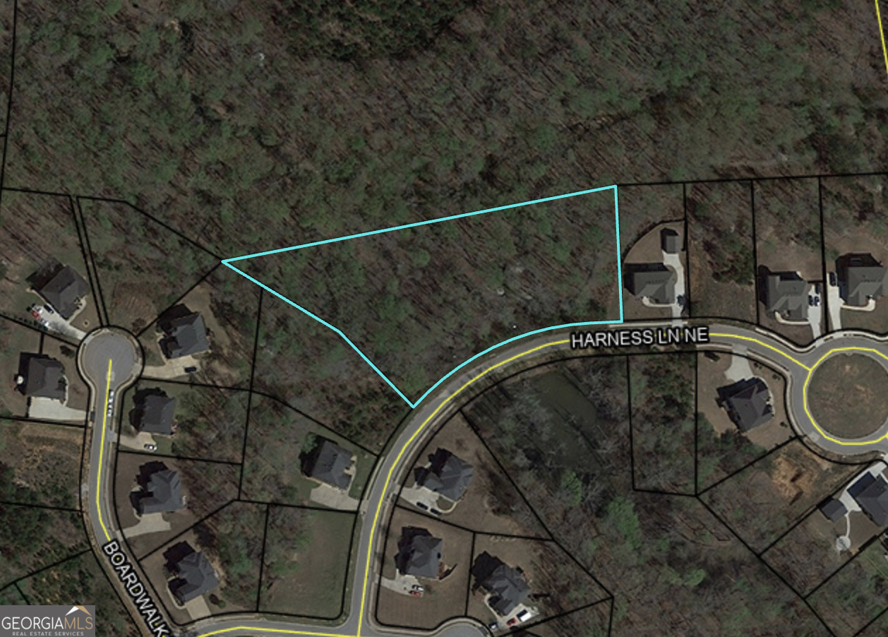 2023 Ne Harness Lane Property Photo 2