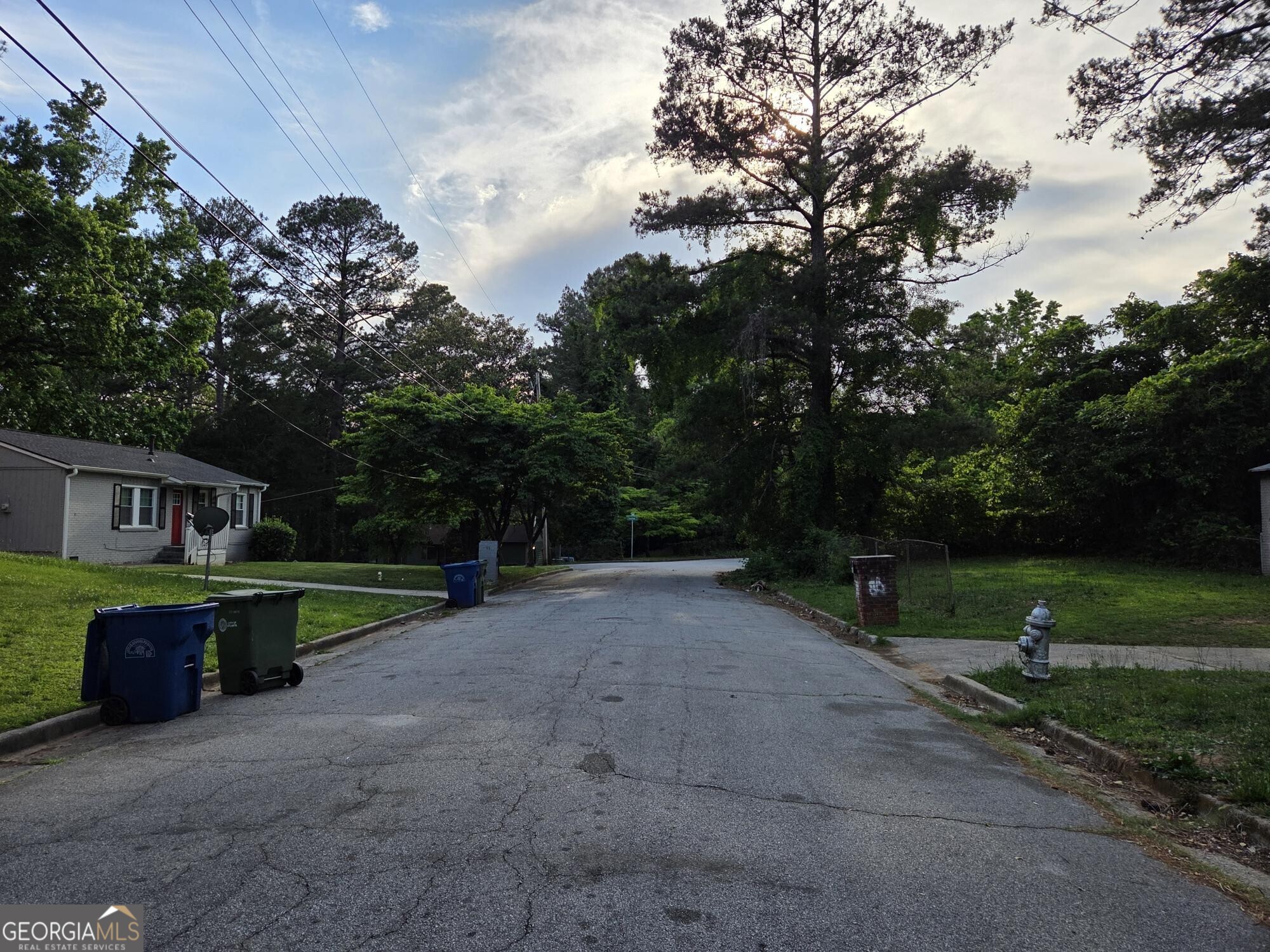 93 Finch Drive Se Property Photo 6