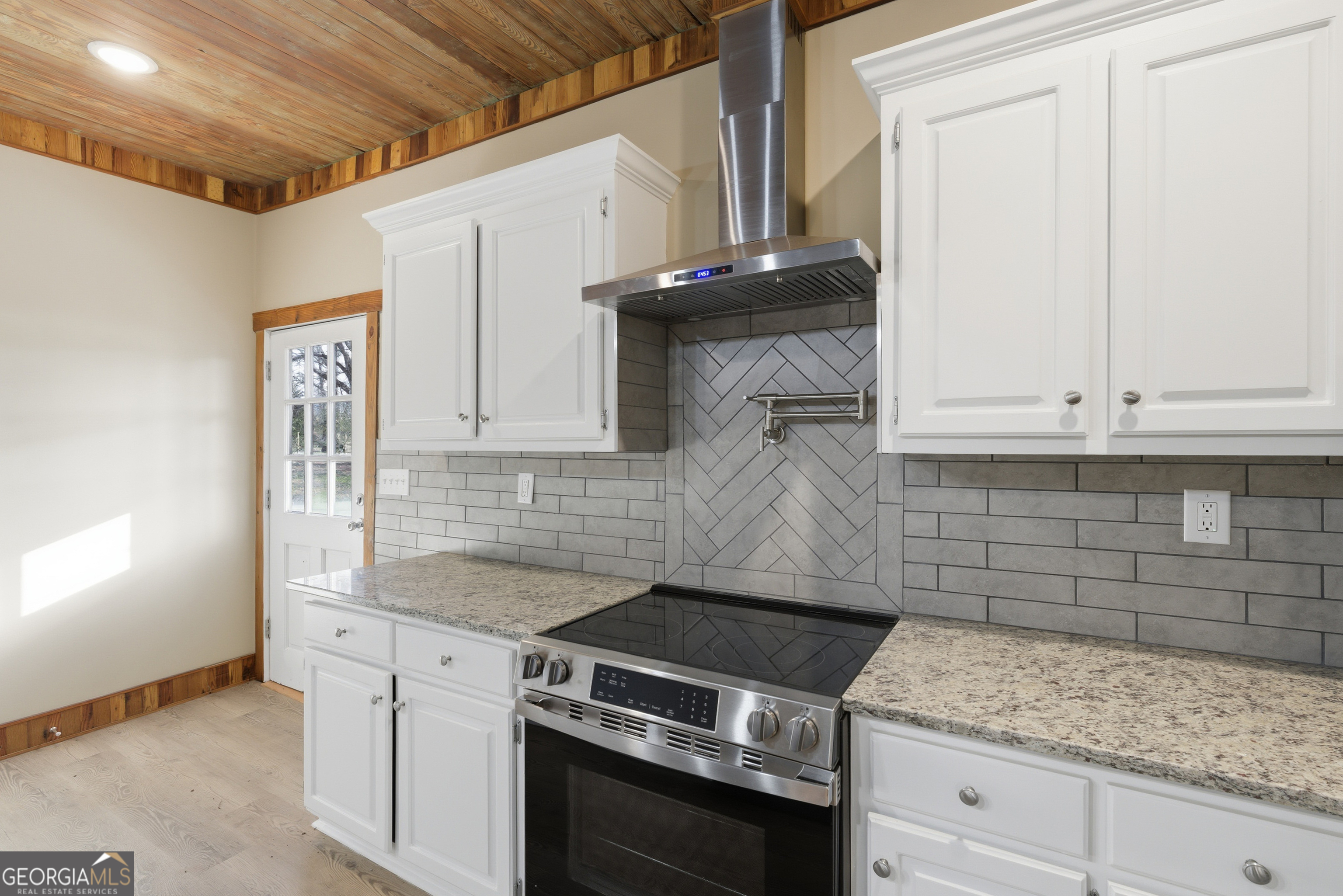 5492 Highway 98 W Property Photo 15