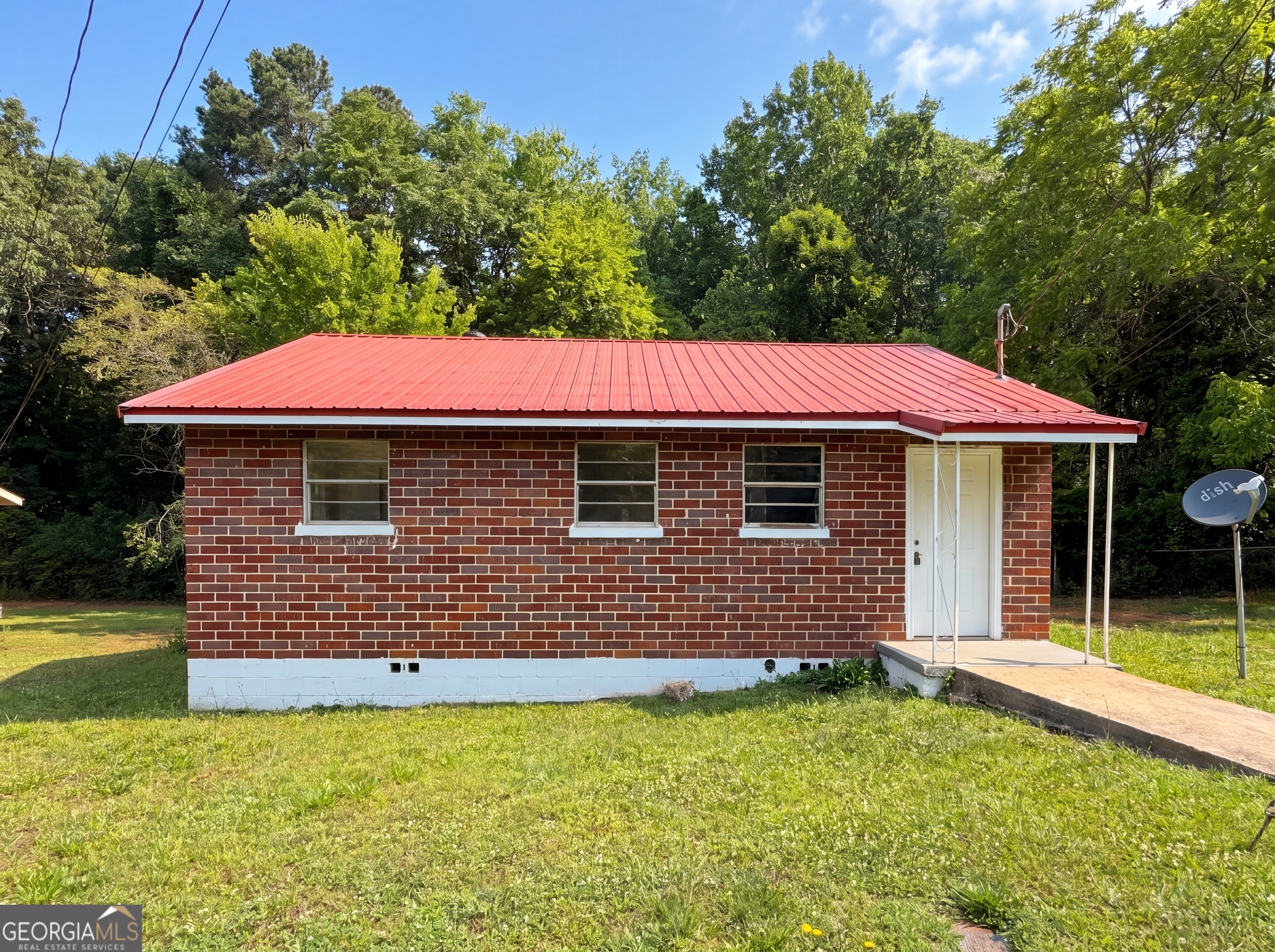 243 Glenn Street Property Photo 1