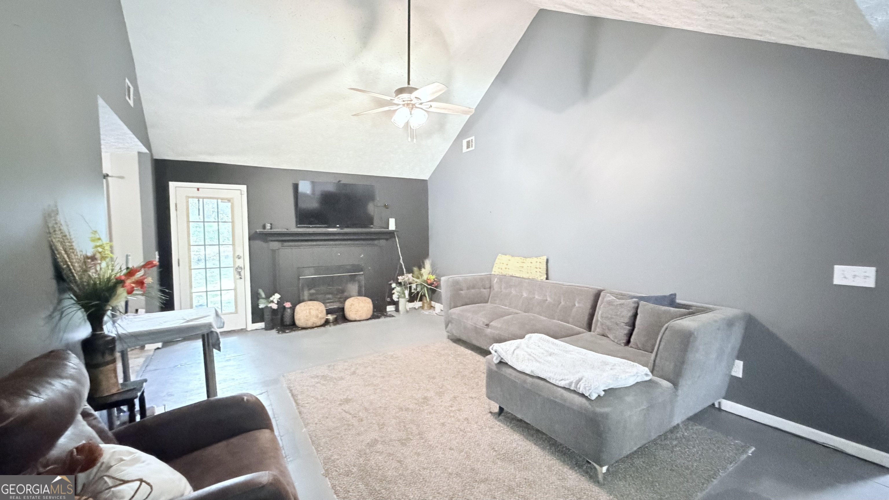4671 Shay Terrace Property Photo 5