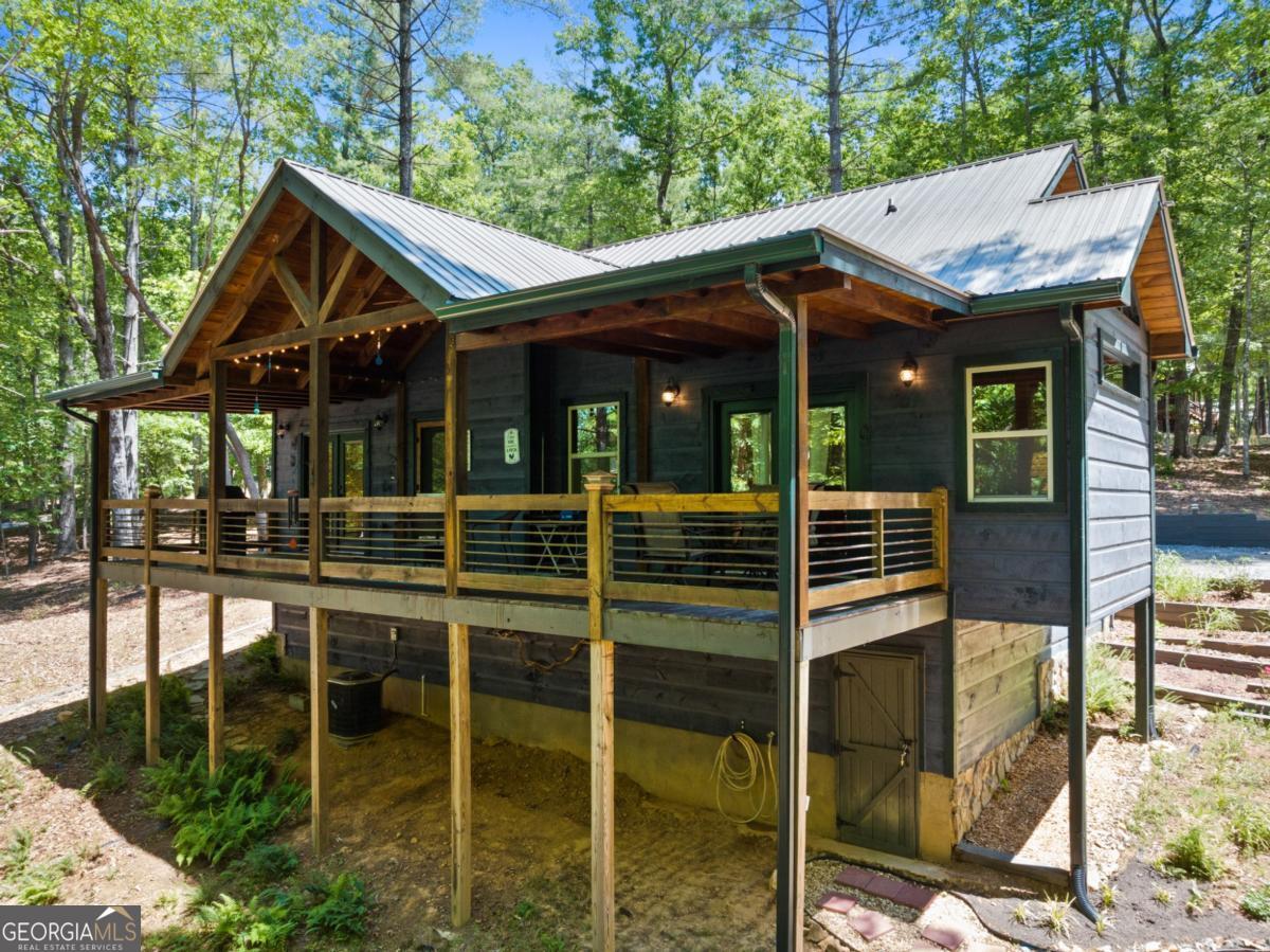 206 Winding Brook Trail Property Photo 1