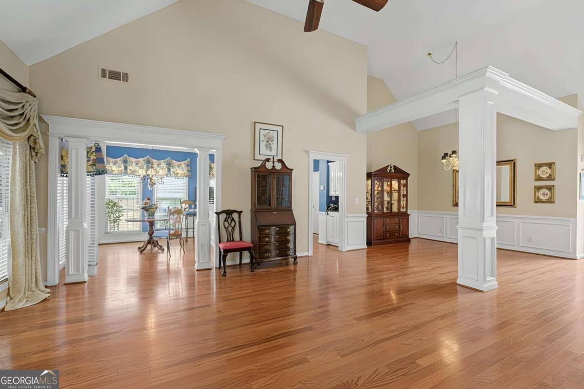 4045 Cherry Ridge Walk Property Photo 17